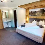 Schoenachhof Vakantieboerderij *