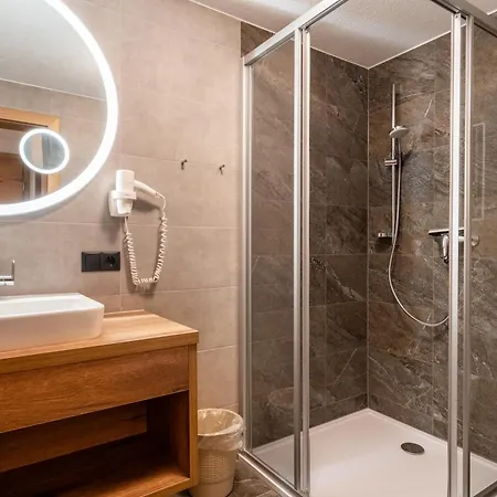 Schoenachhof * Герлос