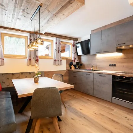 Schoenachhof Фермерский дом *